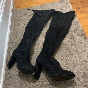 Thigh high velvet black boots